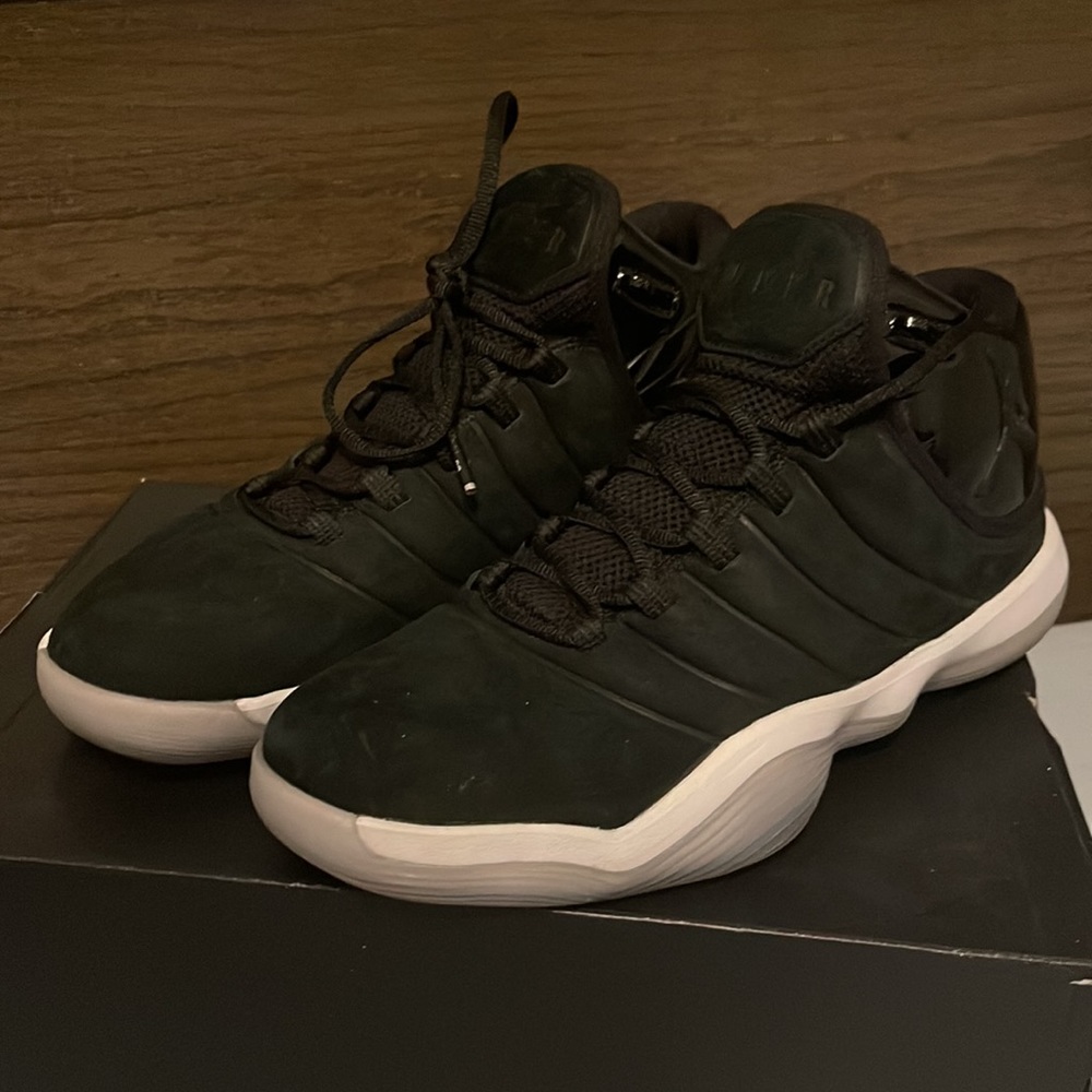 Jordan Sneakers